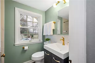 1050 Firwood Dr, Pittsburgh, PA 15243 - Photo 16