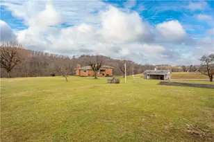 36 Swihart Rd, Cecil, PA 15317 - Photo 8