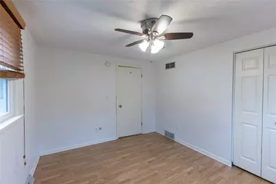 300 Oliver Dr, White Oak, PA 15131 - Photo 20