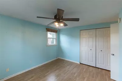 300 Oliver Dr, White Oak, PA 15131 - Photo 16