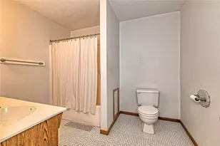 1023 Cranston Dr, Greensburg, PA 15601 - Photo 20