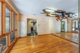 174 Main Entrance Dr, Pittsburgh, PA 15228 - Photo 14