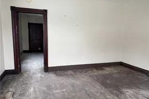 506 E Long Ave, New Castle, PA 16101 - Photo 2