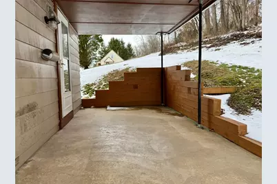 1126 Penn Ave, Parks Township, PA 15690 - Photo 4