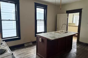 10 W Miller St, New Castle, PA 16102 - Photo 6
