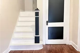 389 Webster St, Rochester, PA 15074 - Photo 2