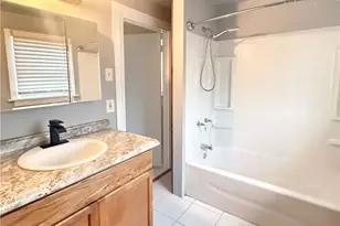 389 Webster St, Rochester, PA 15074 - Photo 16