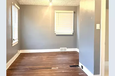 389 Webster St, Rochester, PA 15074 - Photo 14