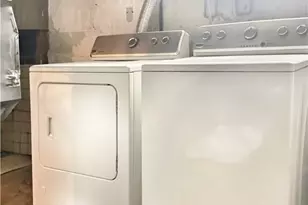 389 Webster St, Rochester, PA 15074 - Photo 22