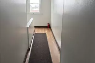 5807 Bartlett St, Pittsburgh, PA 15217 - Photo 6