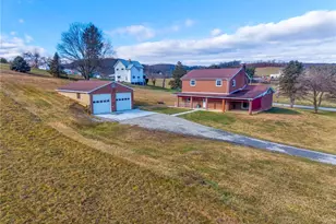 905 Watt Rd, Washington Township, PA 15613 - Photo 2