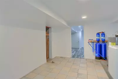 138 Crissinger, Hempfield Township, PA 15601 - Photo 24