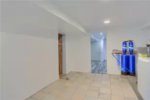 138 Crissinger, Hempfield Township, PA 15601 - Photo 24