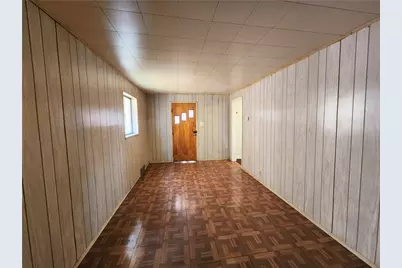 218 Vine St, Munhall, PA 15120 - Photo 2