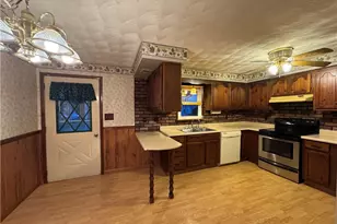 88 Columbia Ave, Center Township-Homer City, PA 15748 - Photo 4