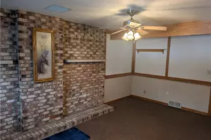 41 Pine Dr, Saxonburg Boro, PA 16056 - Photo 2