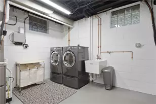 104 Seneca Dr, Pittsburgh, PA 15228 - Photo 30