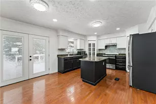 3360 Lenox Dr, Indiana Township, PA 15238 - Photo 10