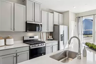 762 Olivia St, Collier Township, PA 15205 - Photo 20