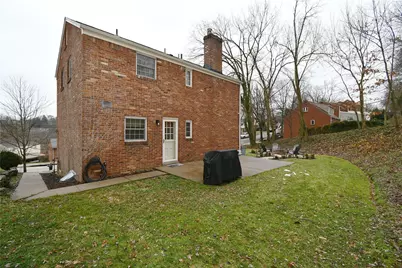 912 Country Club Dr, Pittsburgh, PA 15228 - Photo 26