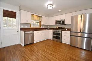 912 Country Club Dr, Pittsburgh, PA 15228 - Photo 8