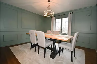 912 Country Club Dr, Pittsburgh, PA 15228 - Photo 4