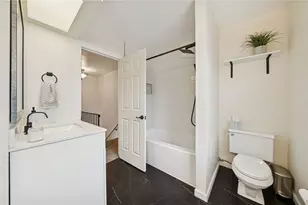206 Falls Village Rd, Pittsburgh, PA 15239 - Photo 18