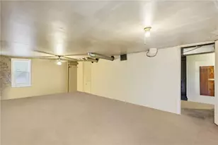 328 Park Dr, Canonsburg, PA 15317 - Photo 20