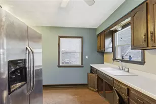 328 Park Dr, Canonsburg, PA 15317 - Photo 8