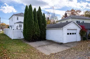 674 Elizabeth St, Bridgeville, PA 15017 - Photo 50