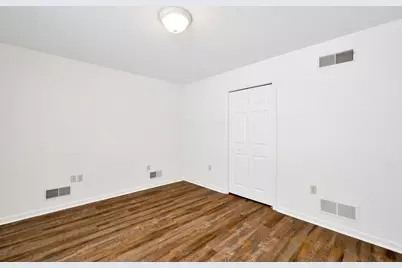 413 Stewart Ln #23-C, Liberty Township, PA 16127 - Photo 26