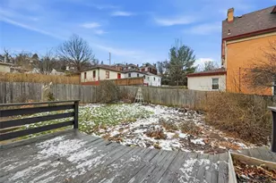 2206 Hampton St, Pittsburgh, PA 15218 - Photo 40