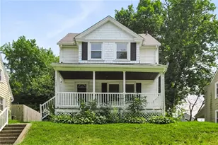 1721 Boundary St, Aliquippa, PA 15001 - Photo 2