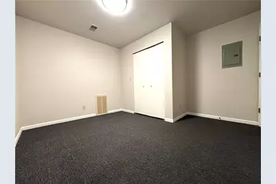 521 Wampum Ave #5, Ellwood City, PA 16117 - Photo 6
