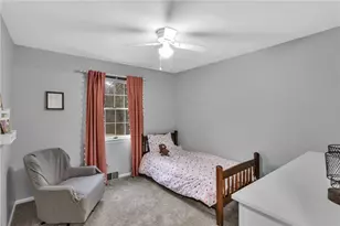 105 Lynn Ann Dr, Pittsburgh, PA 15068 - Photo 22