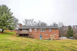 105 Lynn Ann Dr, Pittsburgh, PA 15068 - Photo 4