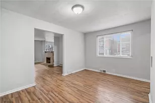 200 Moye Pl, Pittsburgh, PA 15210 - Photo 8