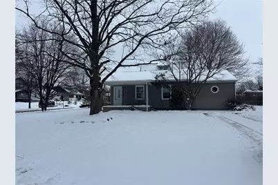 304 Woodland Ave, Grove City Boro, PA 16127 - Photo 2