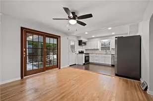 812 Parkway Ave, Pittsburgh, PA 15235 - Photo 6