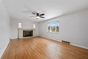 812 Parkway Ave, Pittsburgh, PA 15235 - Photo 2