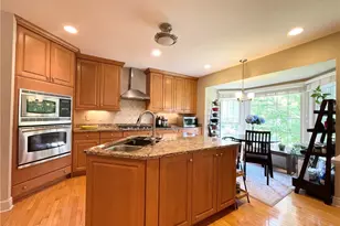 518 Farndale Rd, Pittsburgh, PA 15238 - Photo 10