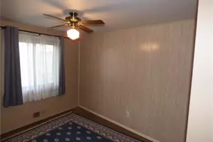 3670 Allendale Cir, Pittsburgh, PA 15204 - Photo 18