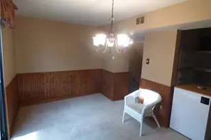 3670 Allendale Cir, Pittsburgh, PA 15204 - Photo 8