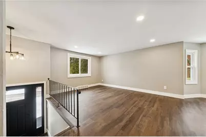 146 Michigan Ave, Lower Burrell, PA 15068 - Photo 2