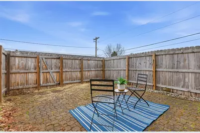 130 Jamestown Ct, Scott Township, PA 15216 - Photo 28