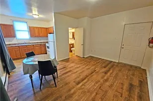 944 4th Ave, Coraopolis, PA 15108 - Photo 2