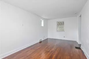 215 Brookside Blvd, Pittsburgh, PA 15241 - Photo 8