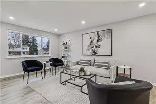 129 Burke Dr, Monroeville, PA 15146 - Photo 6