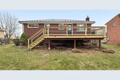 129 Burke Dr, Monroeville, PA 15146 - Photo 2