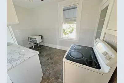 2462 Pioneer Ave, Pittsburgh, PA 15226 - Photo 12